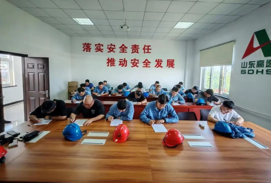 儲運公司組織開展生產(chǎn)車間 “崗位大練兵、技能大比武”活動